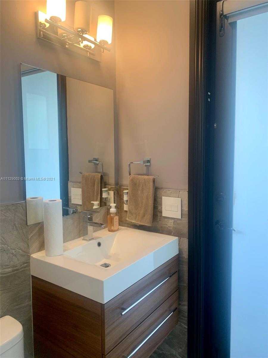 Small Image of 9024 NW 180th Terrace, Hialeah, FL 33018, USA Number 71