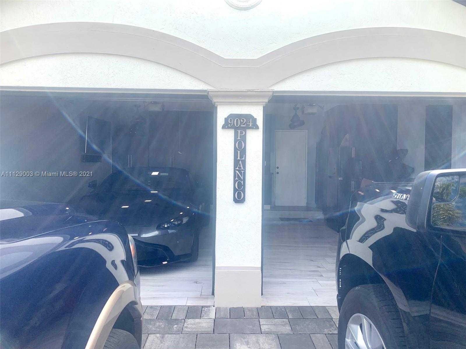 Small Image of 9024 NW 180th Terrace, Hialeah, FL 33018, USA Number 80