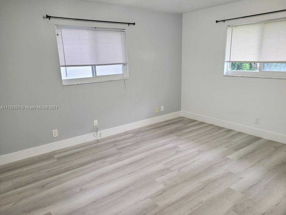 Small Image of 9774 NW 20th St, Coral Springs, FL 33071, USA Number 13