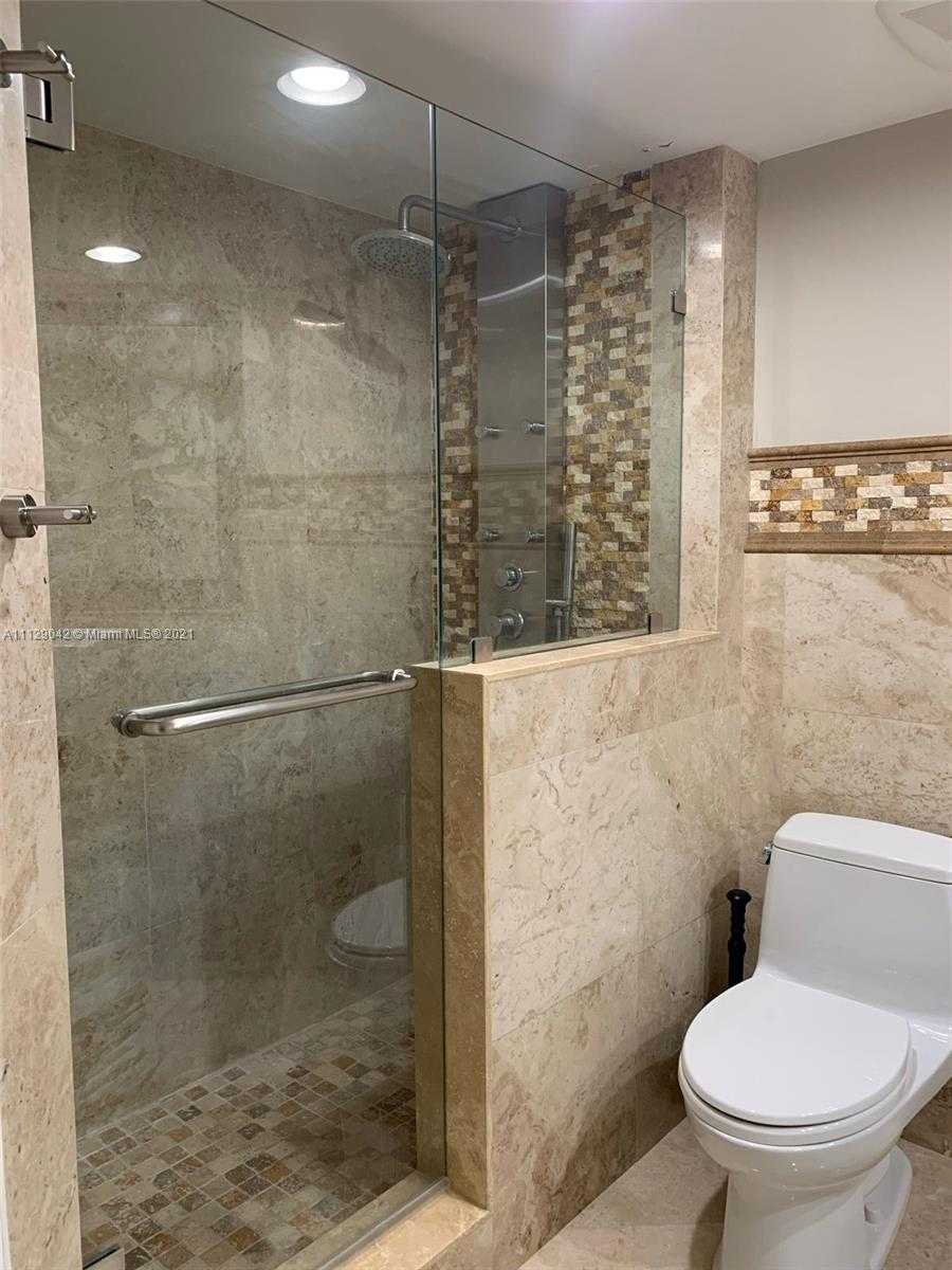 Small Image of 16425 Collins Ave, Sunny Isles Beach, FL 33160, USA Number 18