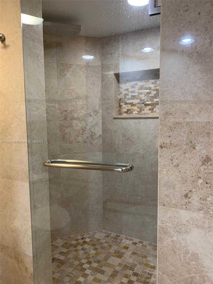 Small Image of 16425 Collins Ave, Sunny Isles Beach, FL 33160, USA Number 29