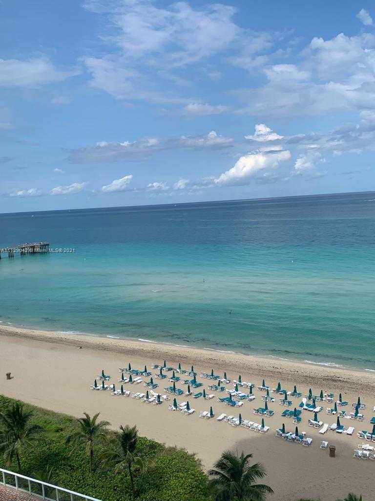 Small Image of 16425 Collins Ave, Sunny Isles Beach, FL 33160, USA Number 35
