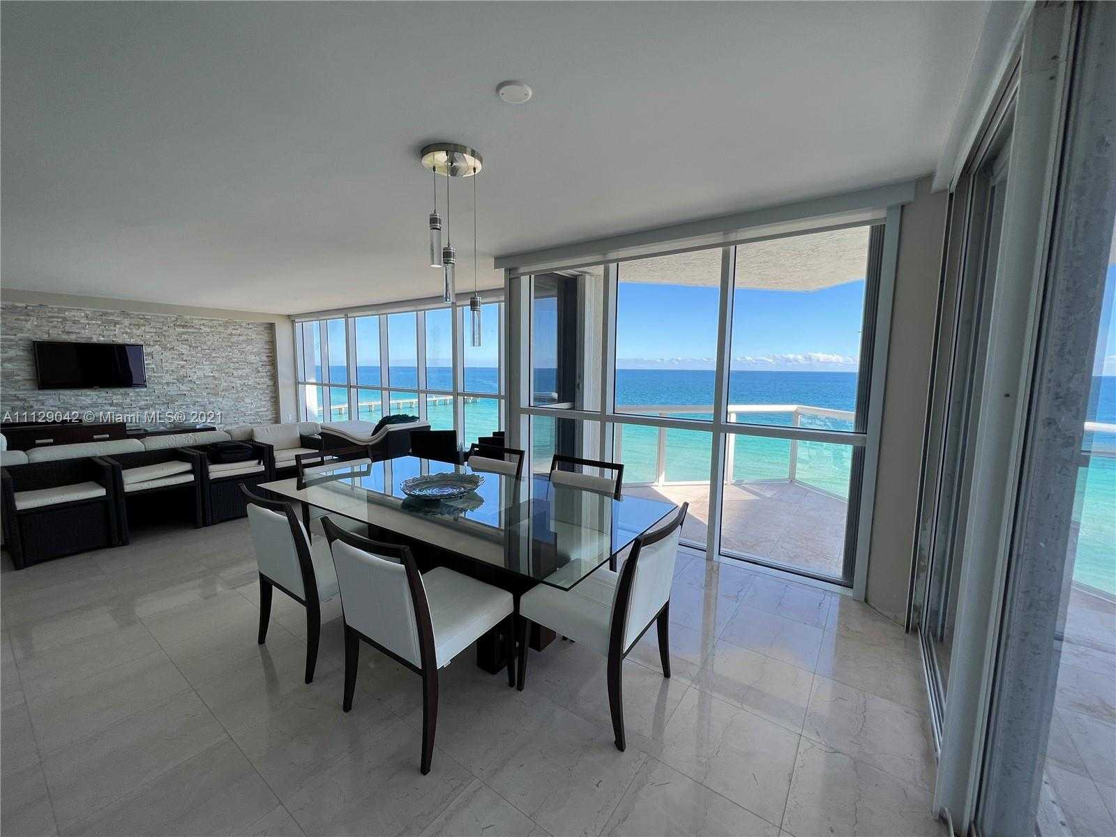 Small Image of 16425 Collins Ave, Sunny Isles Beach, FL 33160, USA Number 7