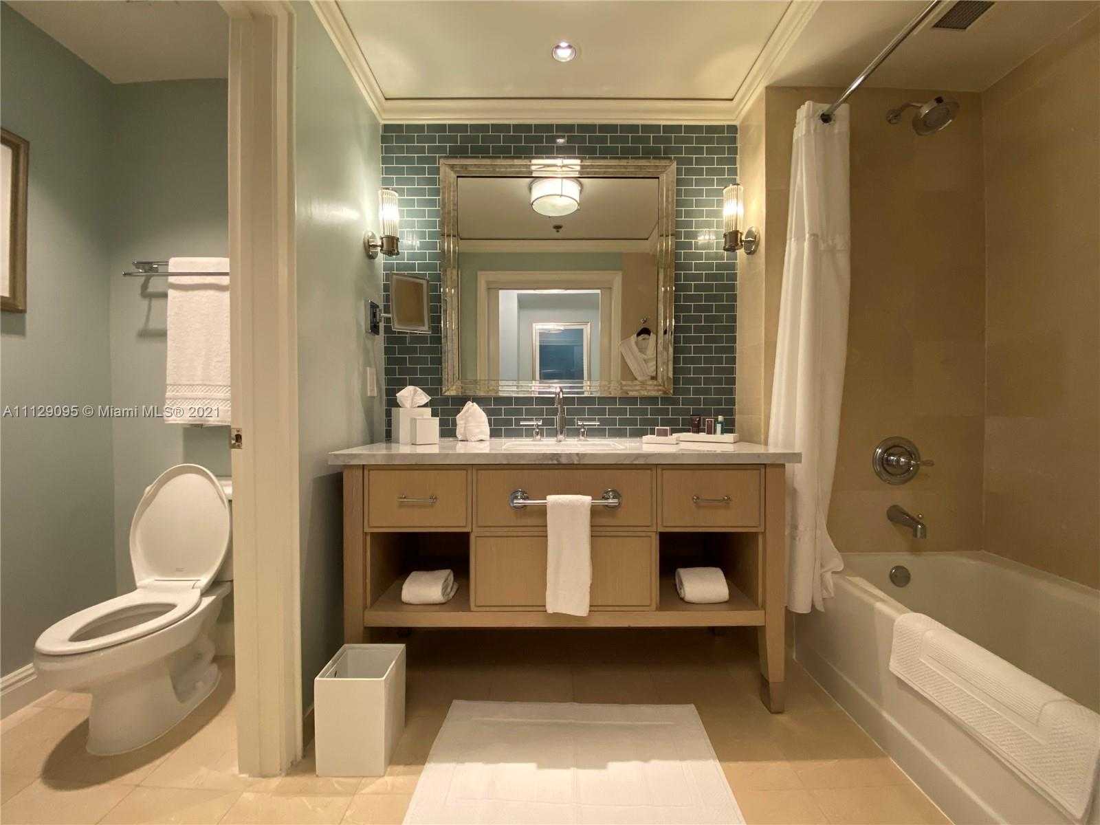 Small Image of 455 Grand Bay Dr, Key Biscayne, FL 33149, USA Number 6