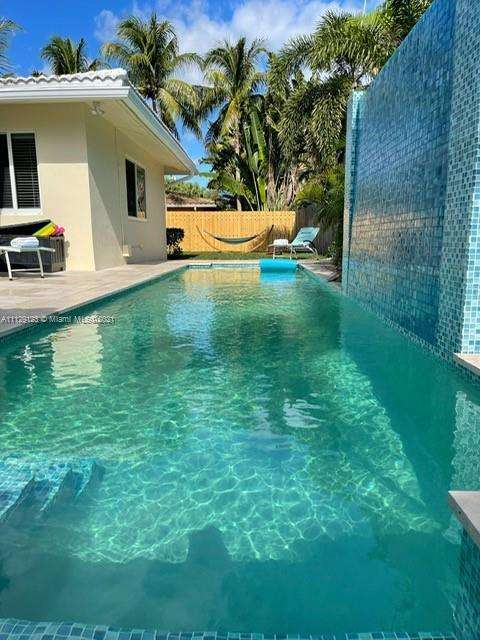 Small Image of 290 Tropic Dr, Lauderdale-By-The-Sea, FL 33308, USA Number 17