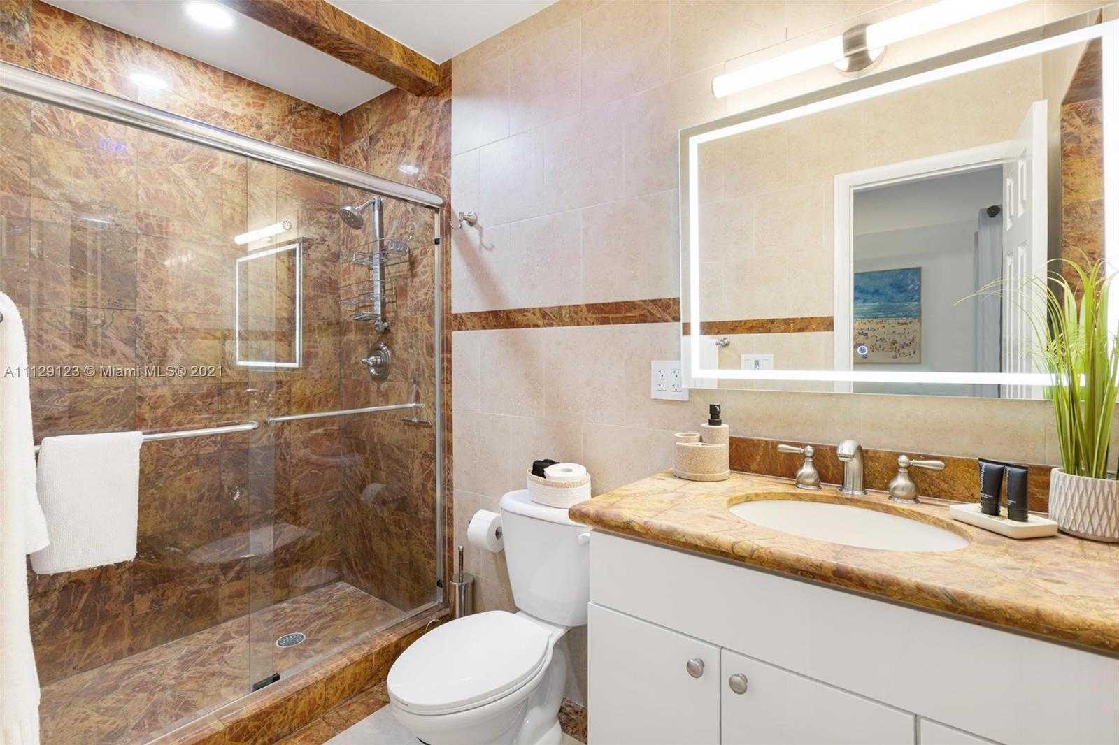 Small Image of 290 Tropic Dr, Lauderdale-By-The-Sea, FL 33308, USA Number 6
