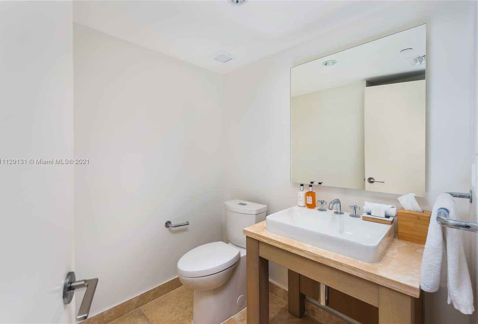 Small Image of 102 24th St, Miami Beach, FL 33139, USA Number 25