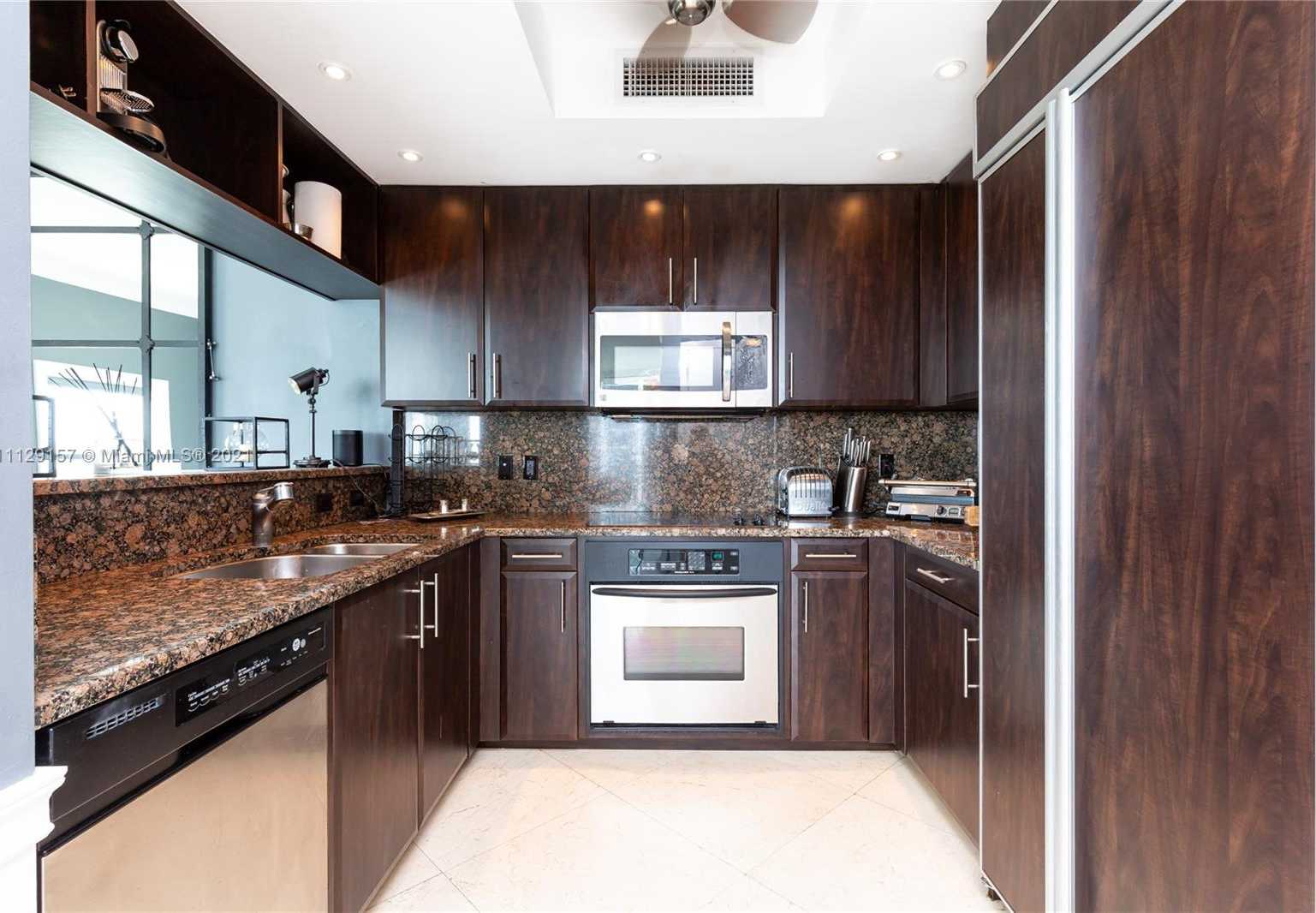 Small Image of 3350 SW 27th Ave, Miami, FL 33133, USA Number 28