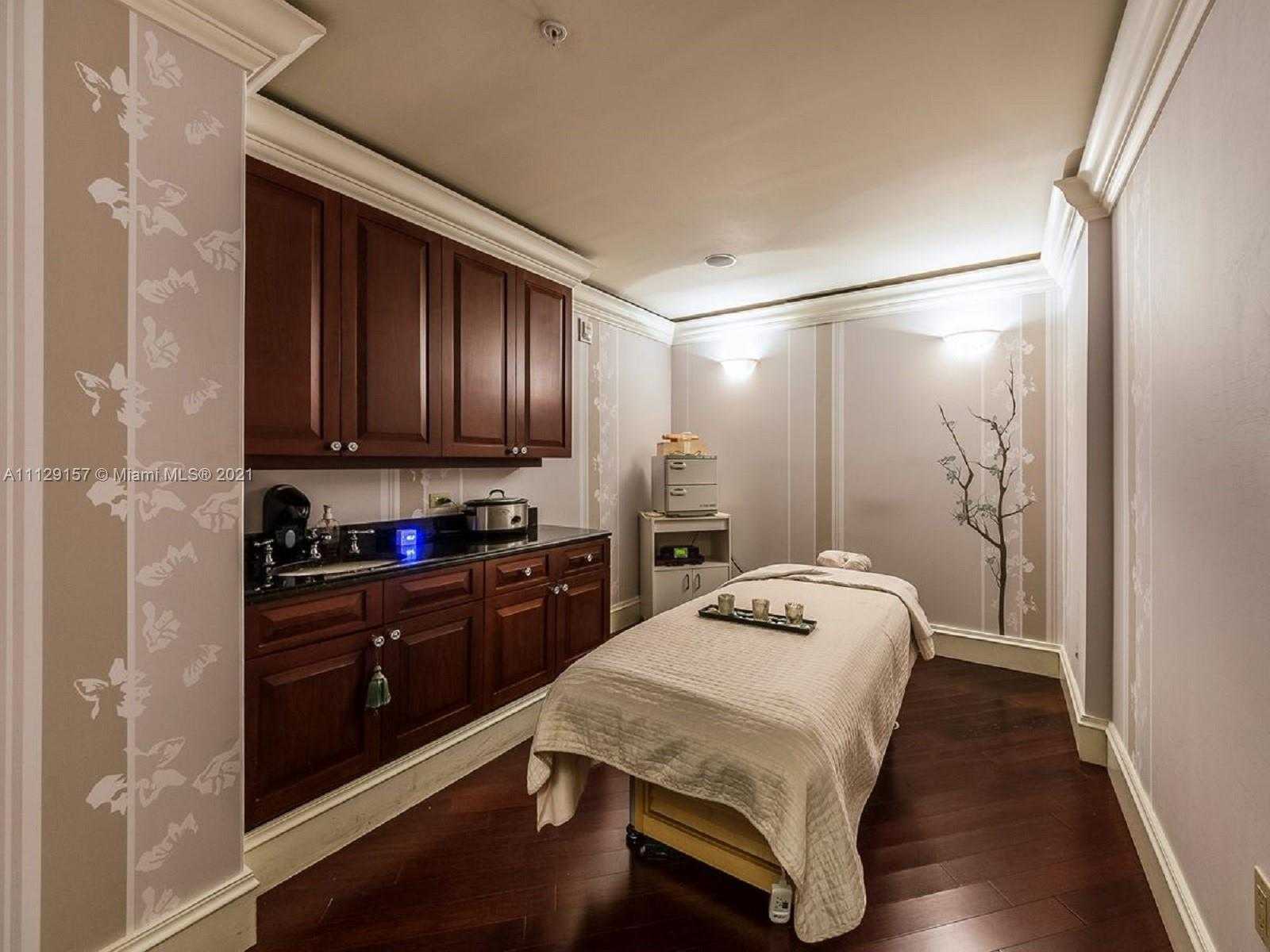 Small Image of 3350 SW 27th Ave, Miami, FL 33133, USA Number 45