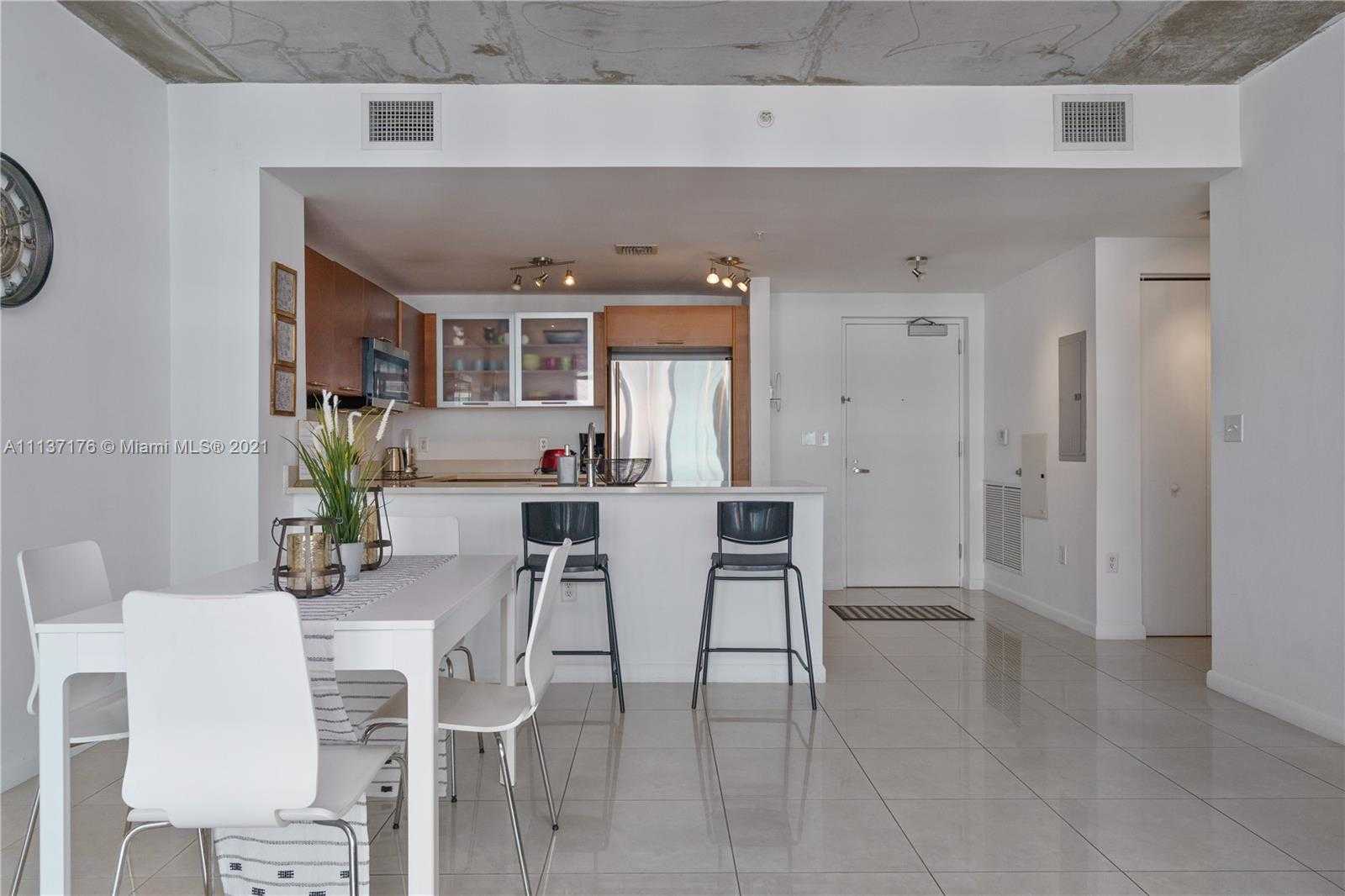 Small Image of 3250 NE 1st Ave, Miami, FL 33137, USA Number 21