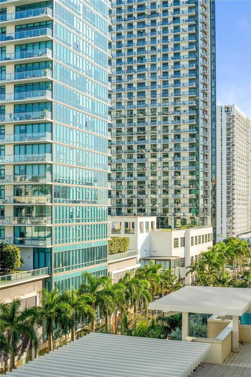 Small Image of 3250 NE 1st Ave, Miami, FL 33137, USA Number 29
