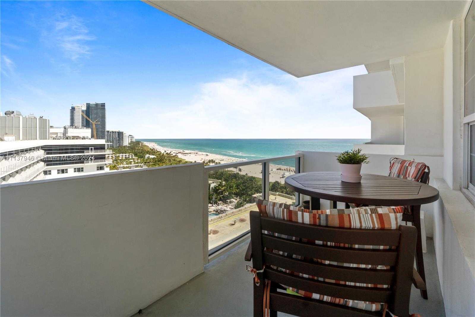Small Image of 100 Lincoln Rd, Miami Beach, FL 33139, USA Number 18