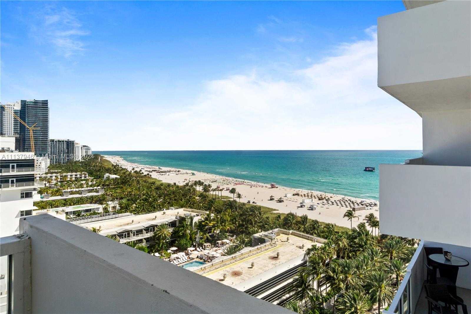 Small Image of 100 Lincoln Rd, Miami Beach, FL 33139, USA Number 19