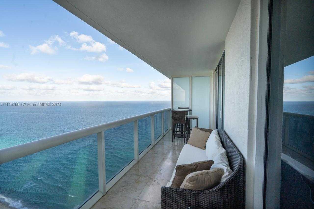Small Image of 1830 S Ocean Dr, Hallandale Beach, FL 33009, USA Number 12