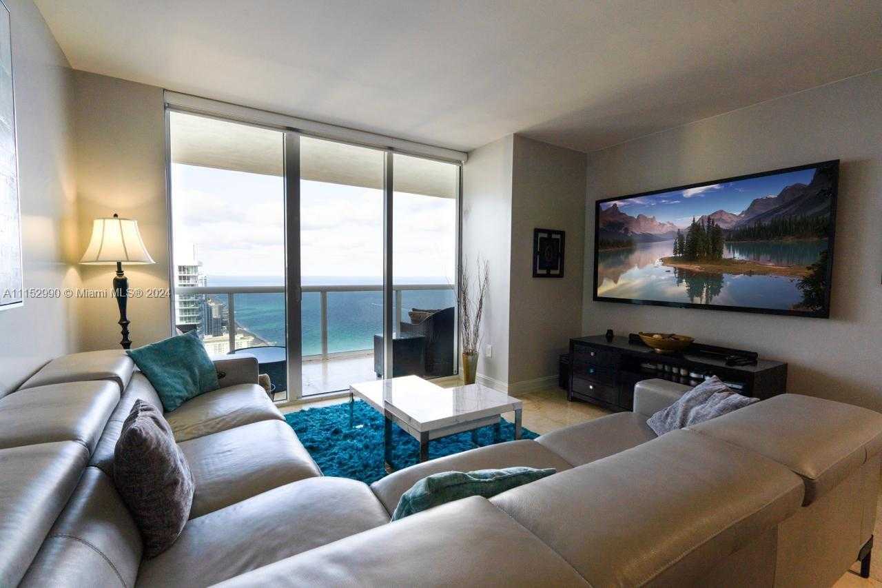 Small Image of 1830 S Ocean Dr, Hallandale Beach, FL 33009, USA Number 23