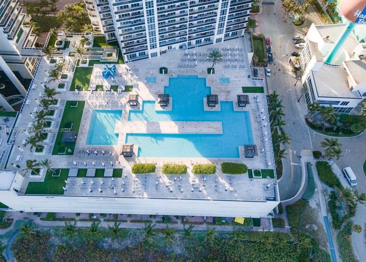 Small Image of 1830 S Ocean Dr, Hallandale Beach, FL 33009, USA Number 4