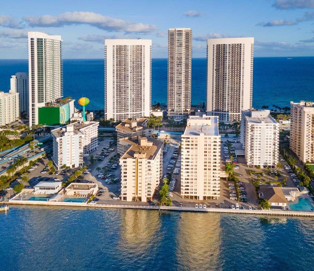 Small Image of 1830 S Ocean Dr, Hallandale Beach, FL 33009, USA Number 7