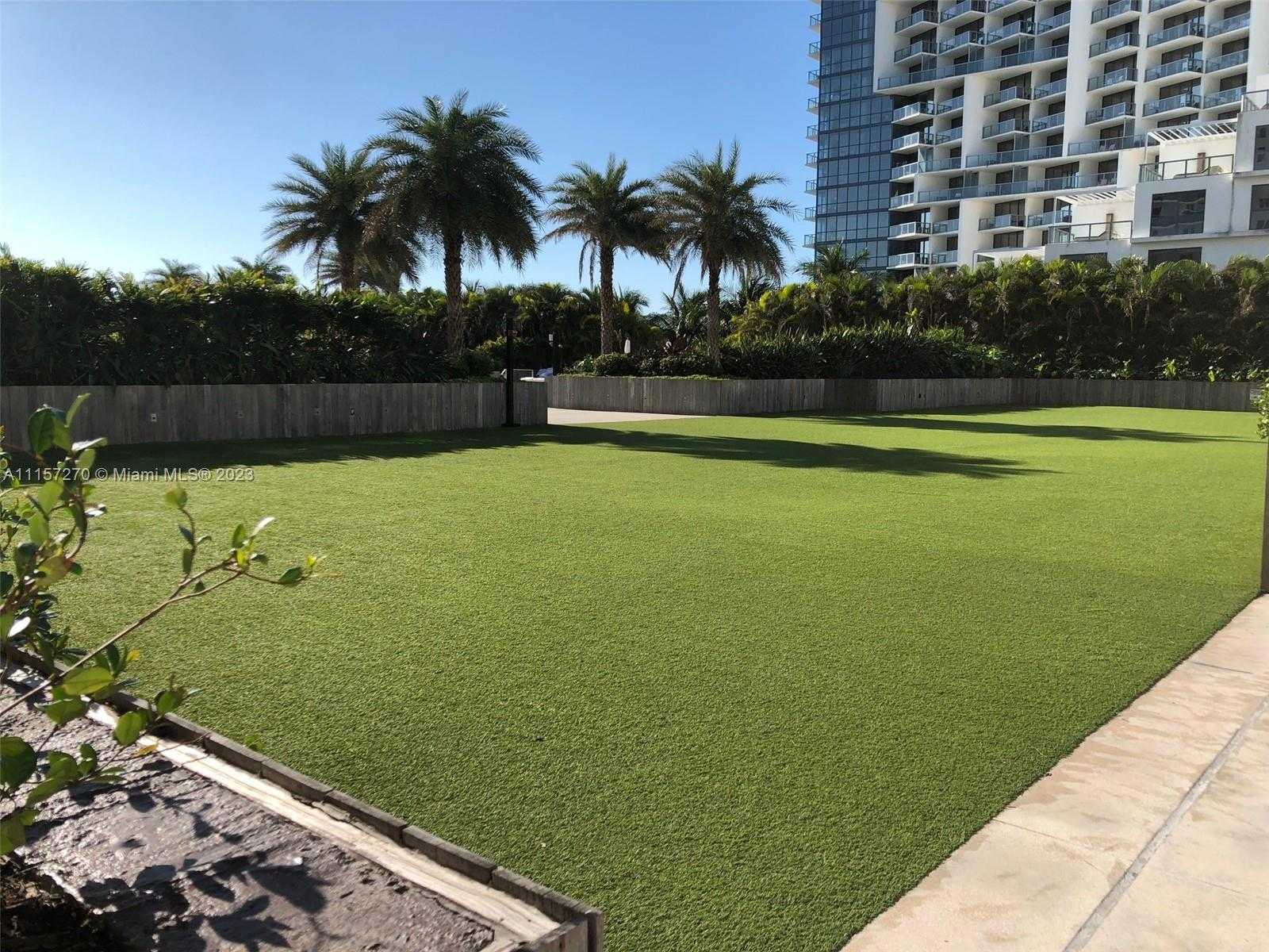 Small Image of 2301 COLLINS AV #737, Miami Beach Number 15