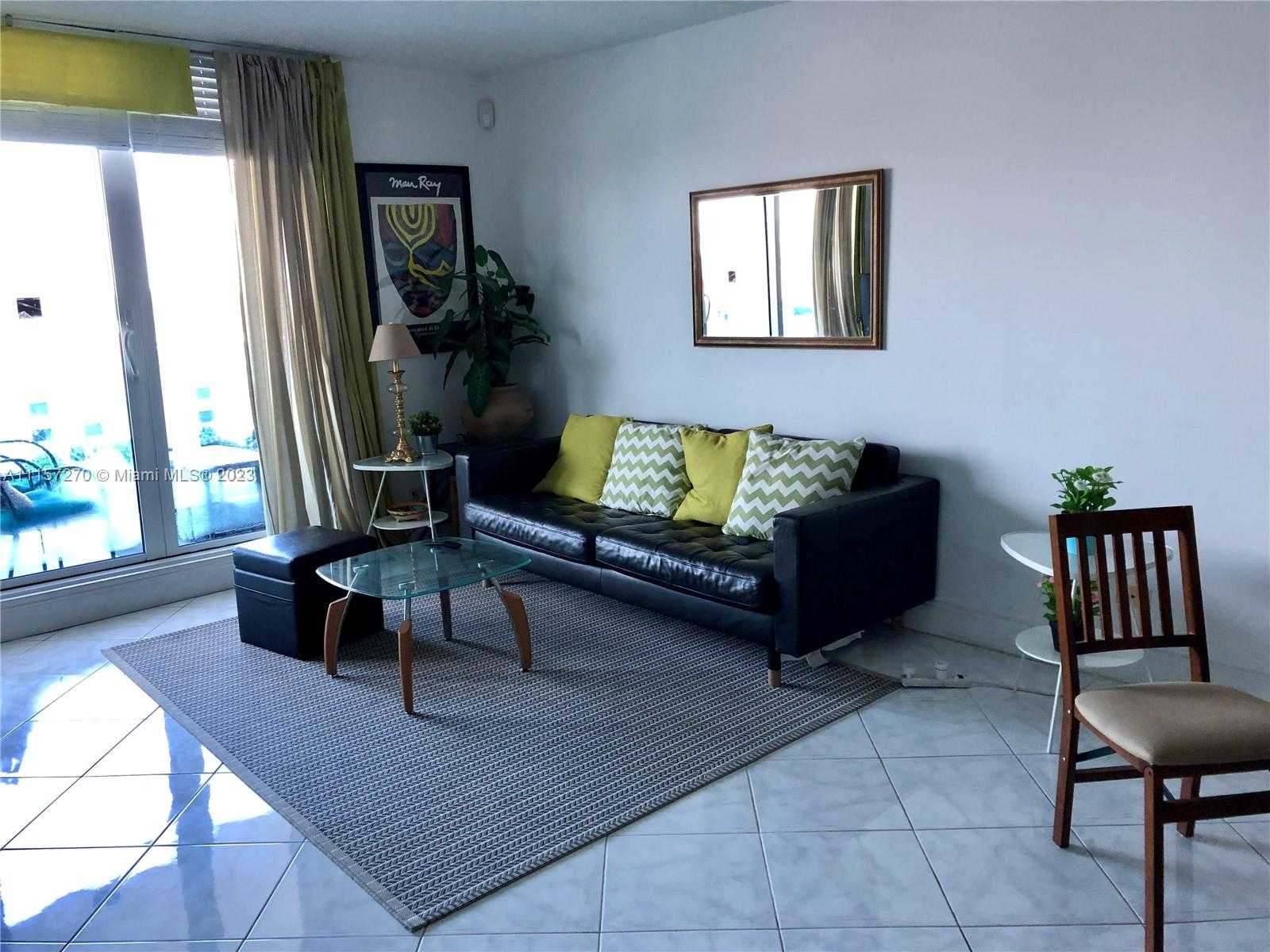 Small Image of 2301 COLLINS AV #737, Miami Beach Number 5