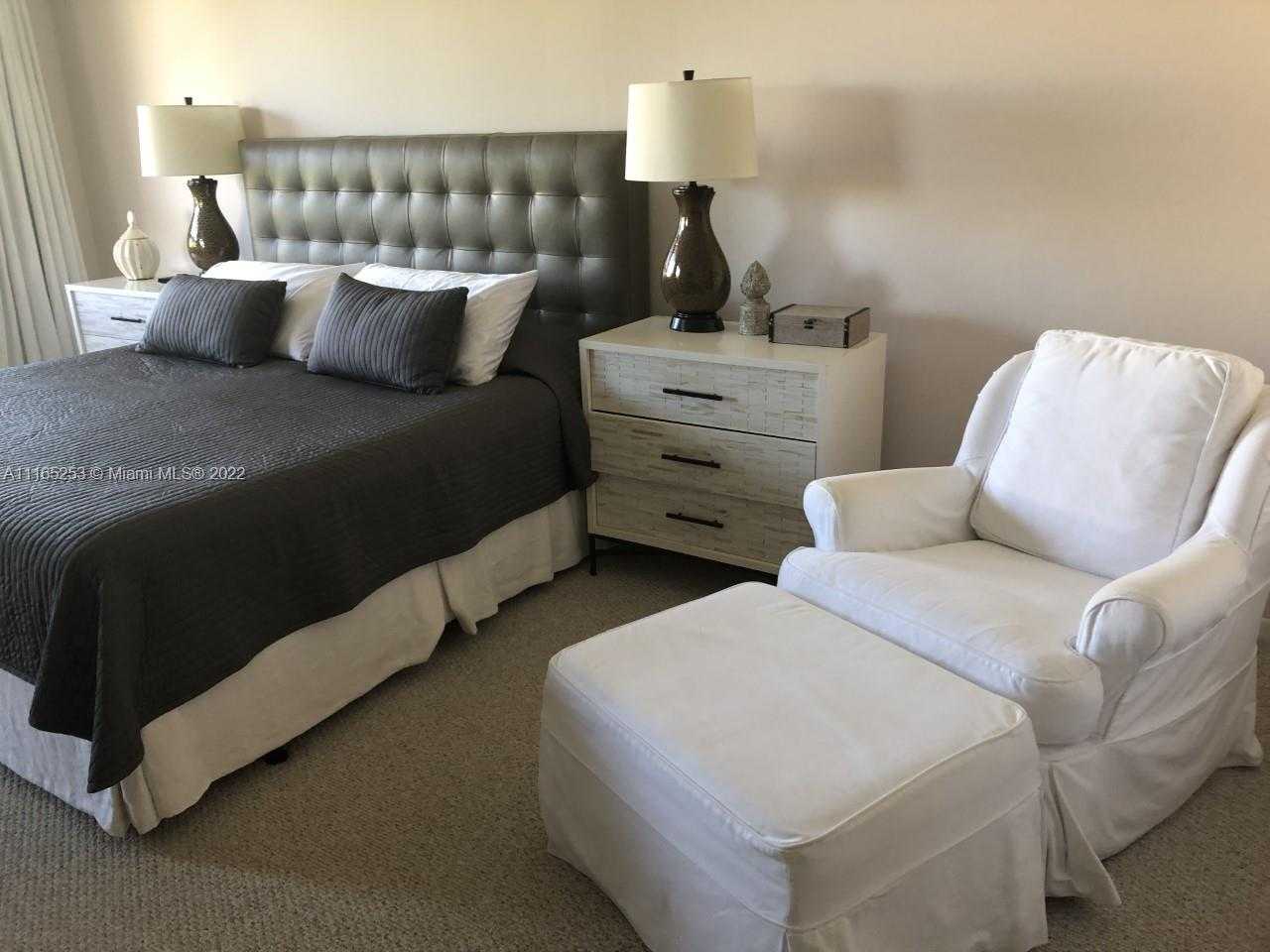 Small Image of 101 CRANDON BLVD #473, Key Biscayne Number 16