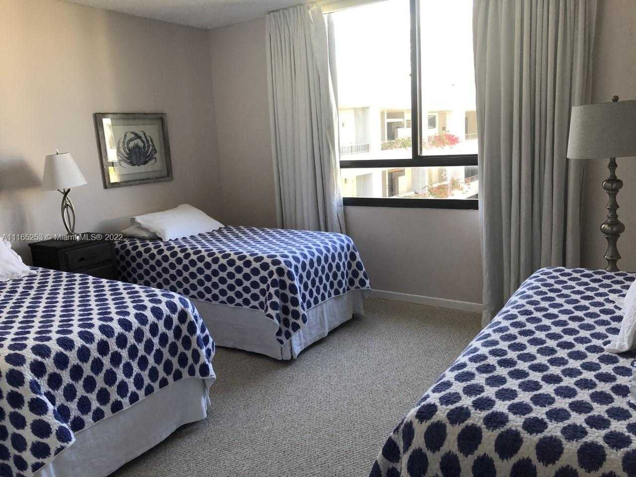 Small Image of 101 CRANDON BLVD #473, Key Biscayne Number 25