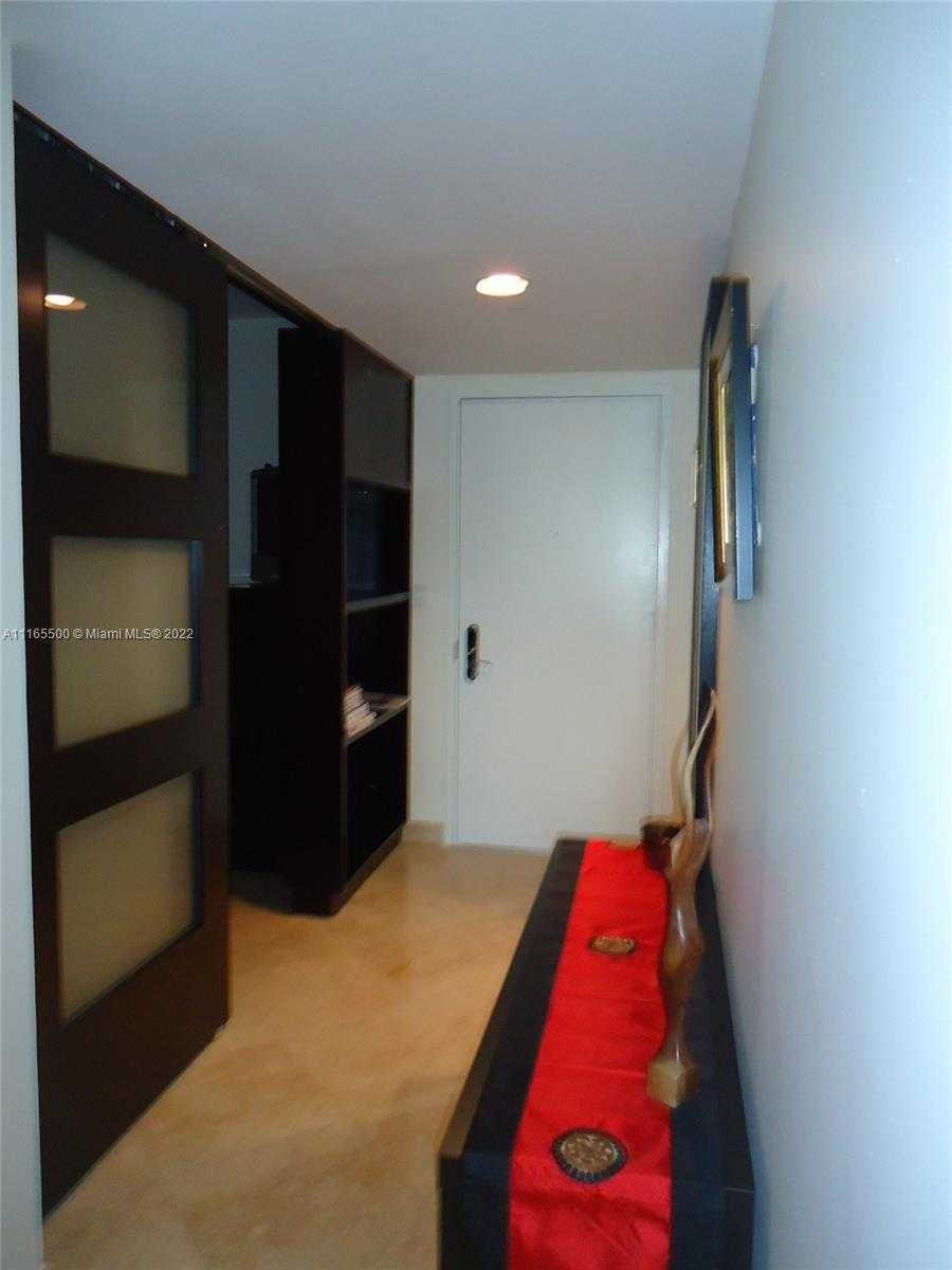 Small Image of 1830 SOUTH OCEAN DR #1505, Hallandale Beach Number 14
