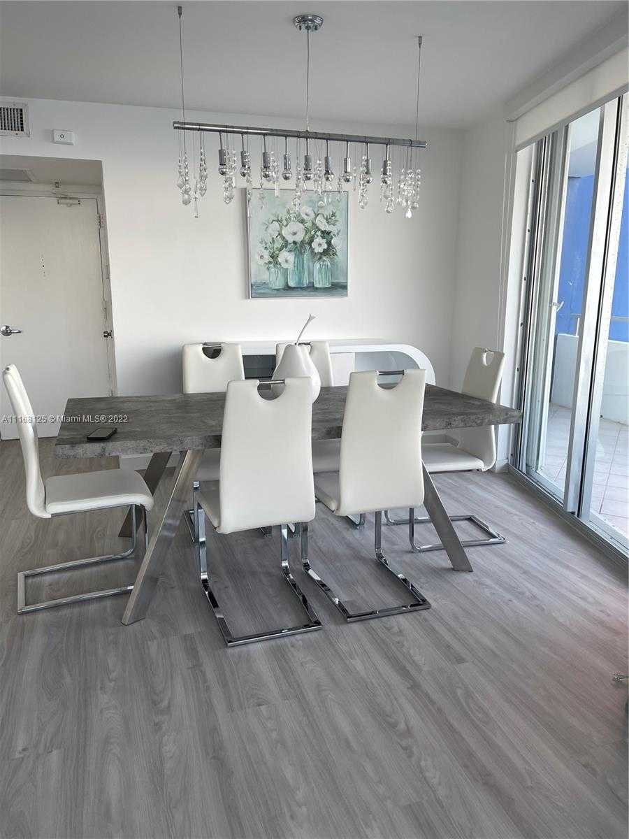 Small Image of 5161 COLLINS AVE #914, Miami Beach Number 11