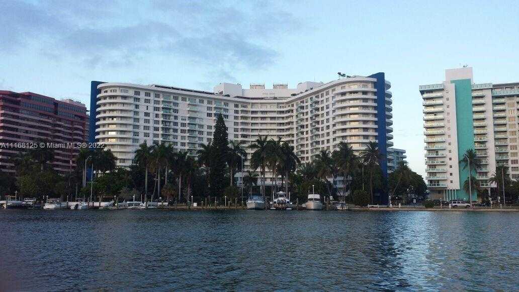 Small Image of 5161 COLLINS AVE #914, Miami Beach Number 13