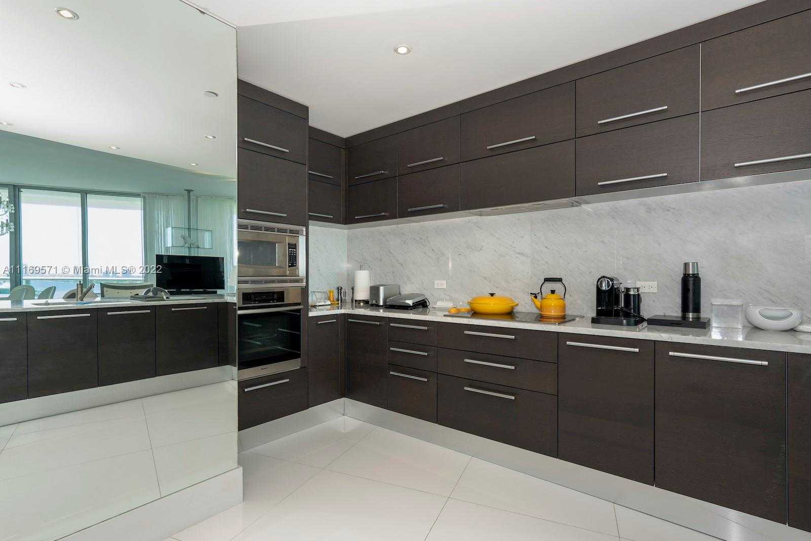 Small Image of 900 BISCAYNE BLVD #2006, Miami Number 13