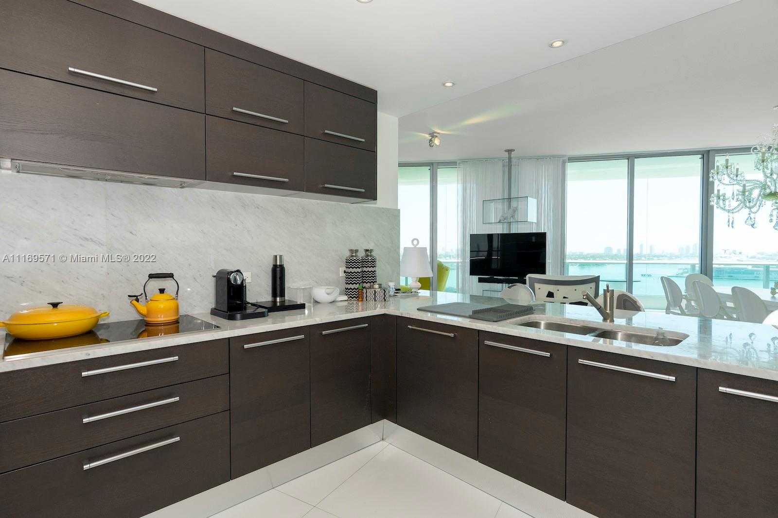Small Image of 900 BISCAYNE BLVD #2006, Miami Number 14
