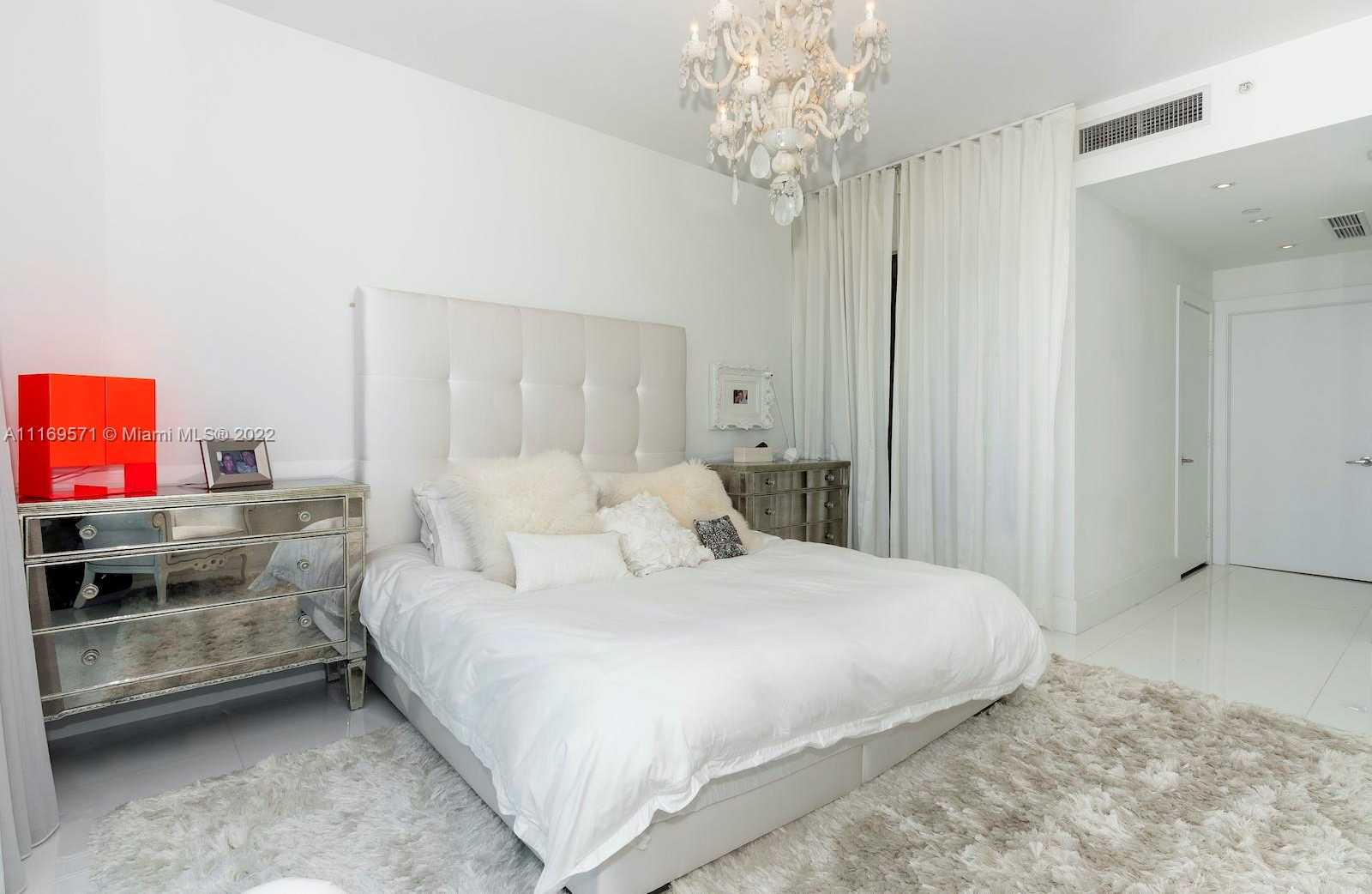 Small Image of 900 BISCAYNE BLVD #2006, Miami Number 20