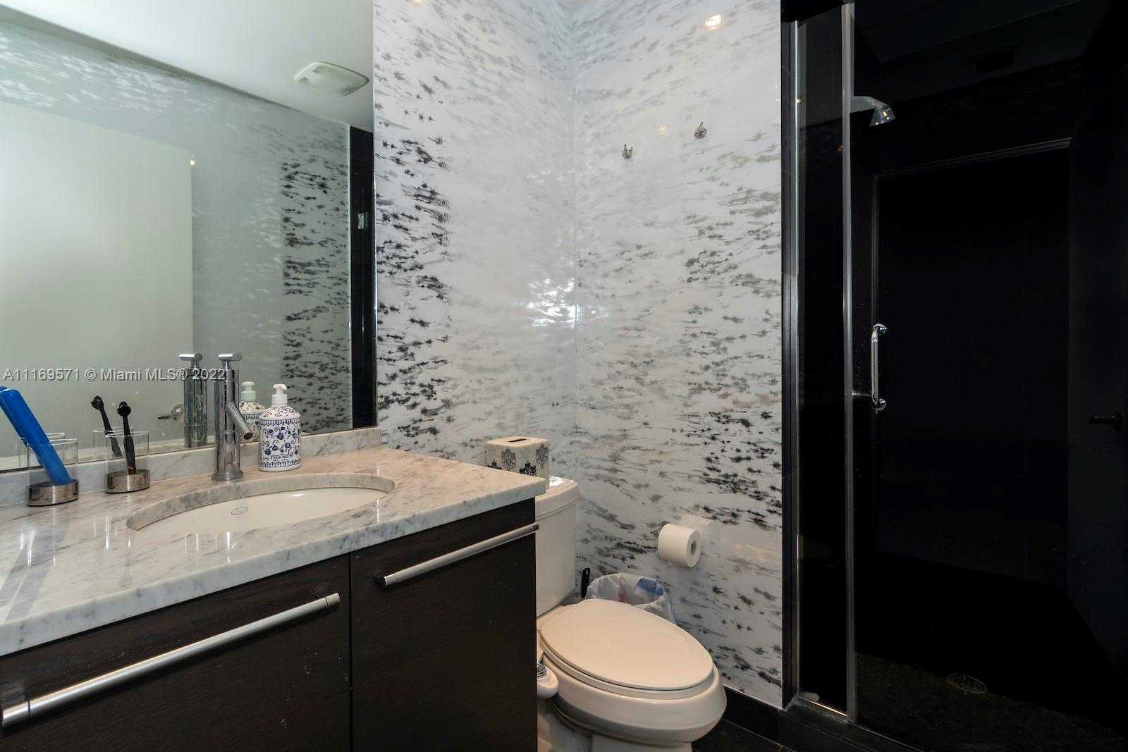 Small Image of 900 BISCAYNE BLVD #2006, Miami Number 33