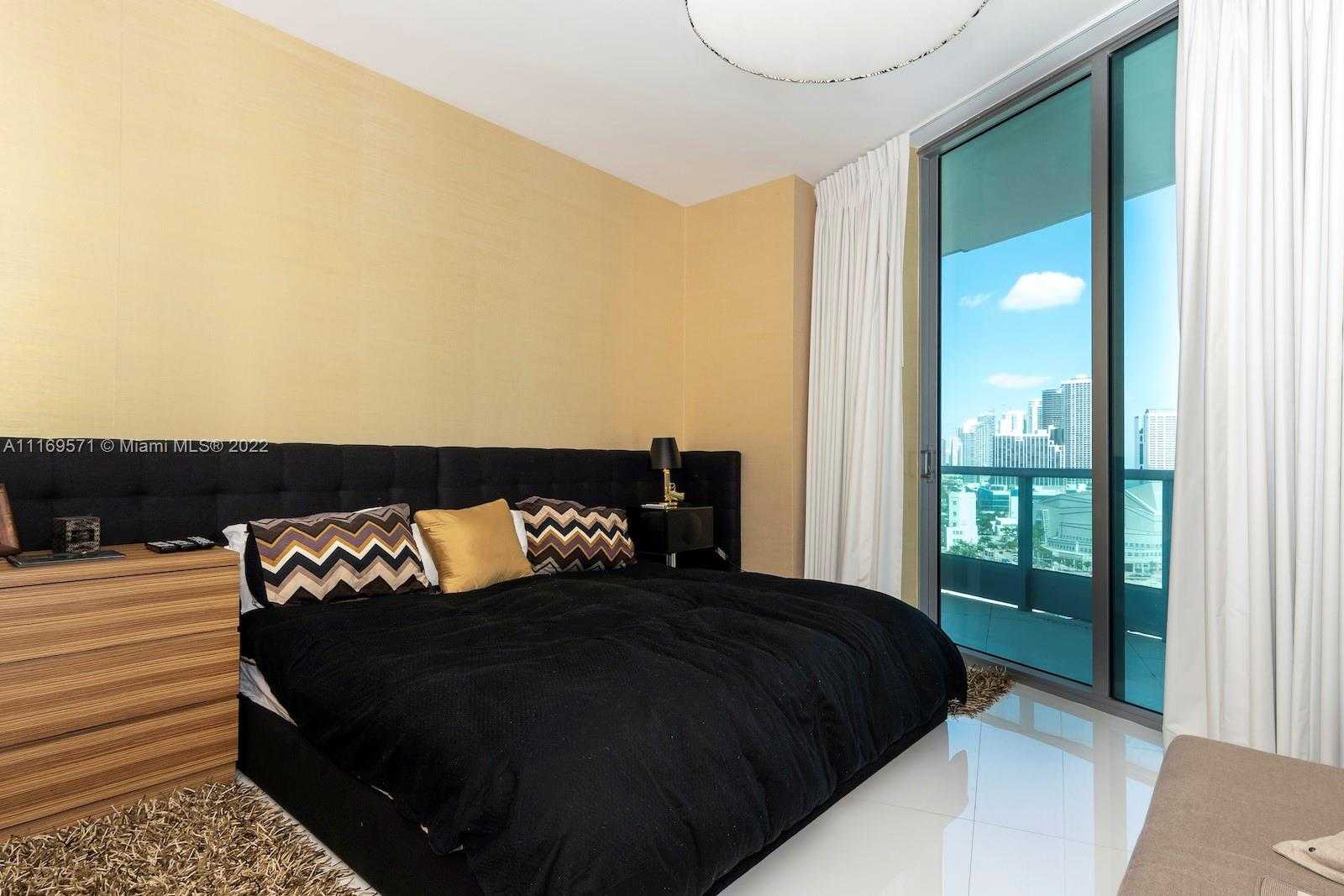 Small Image of 900 BISCAYNE BLVD #2006, Miami Number 34