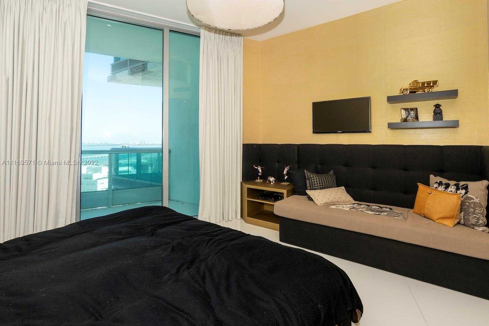 Small Image of 900 BISCAYNE BLVD #2006, Miami Number 35