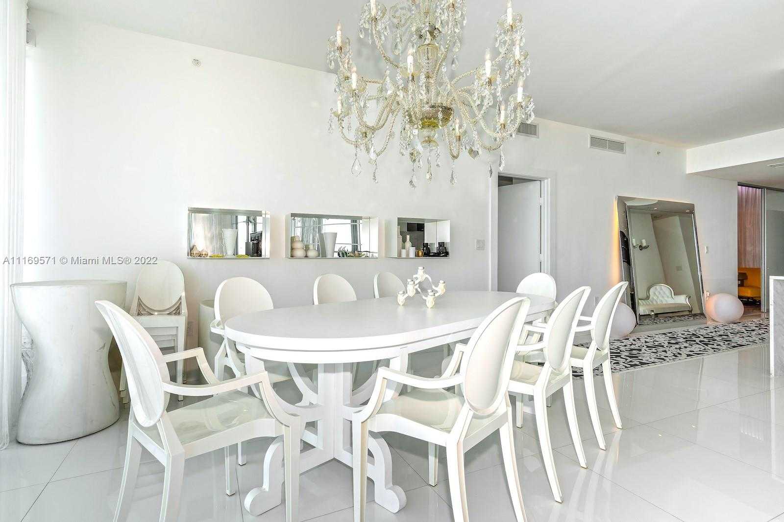 Small Image of 900 BISCAYNE BLVD #2006, Miami Number 9