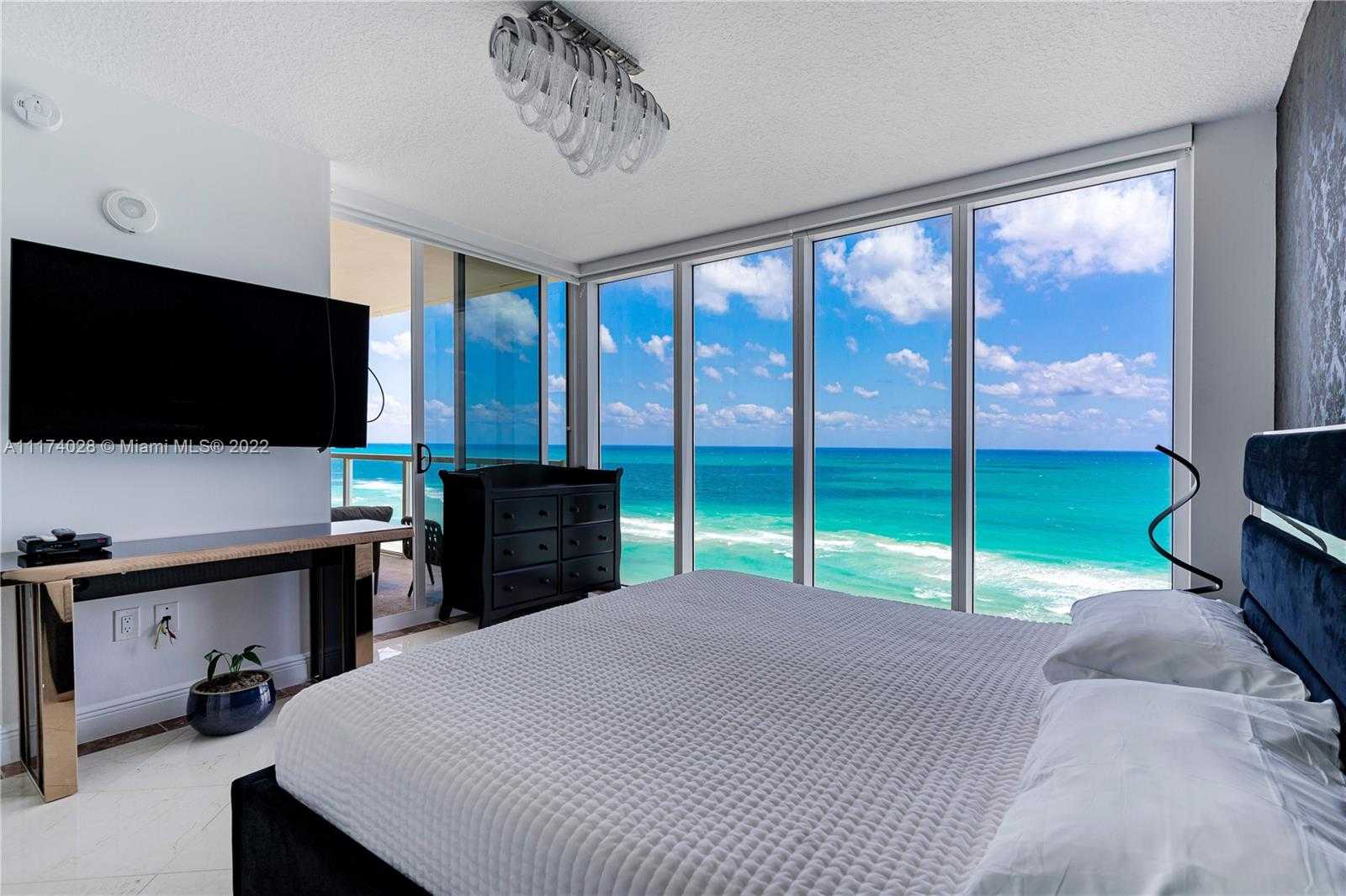 Small Image of 16699 COLLINS AVE #1203, Sunny Isles Beach Number 3