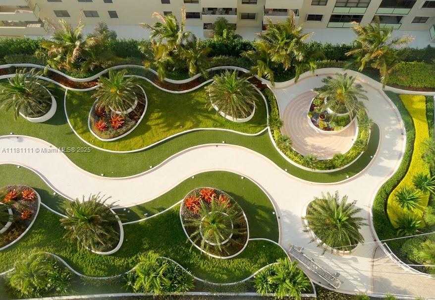 Small Image of 100 LINCOLN RD #1642, Miami Beach Number 4