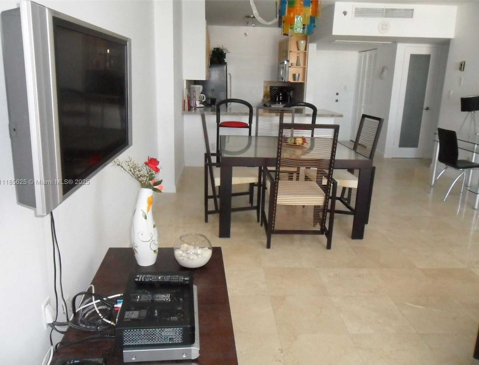 Small Image of 100 LINCOLN RD #1243, Miami Beach Number 2