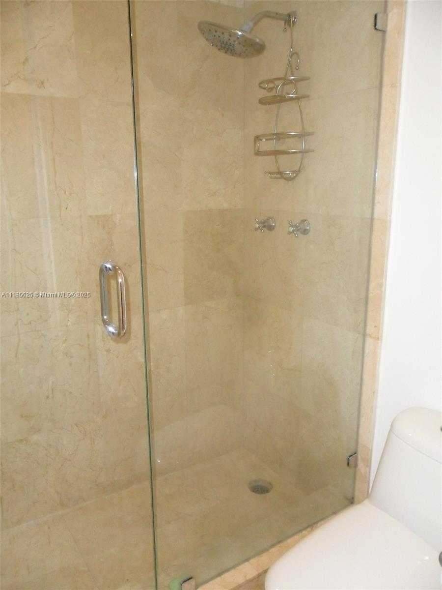 Small Image of 100 LINCOLN RD #1243, Miami Beach Number 9
