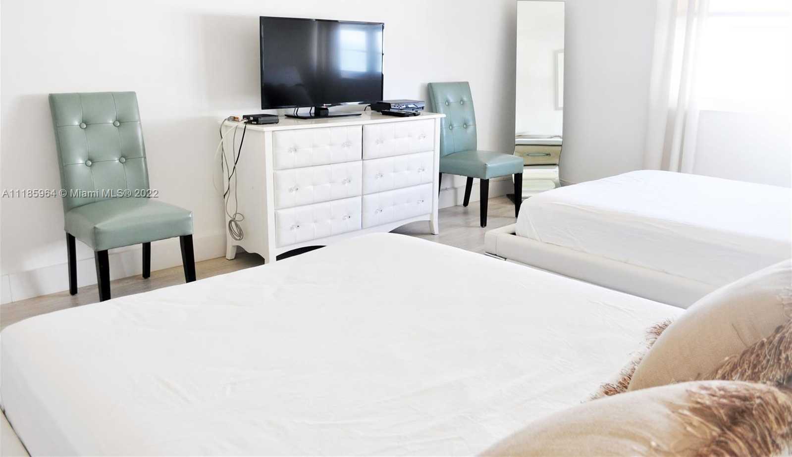Small Image of 100 LINCOLN RD #910, Miami Beach Number 6