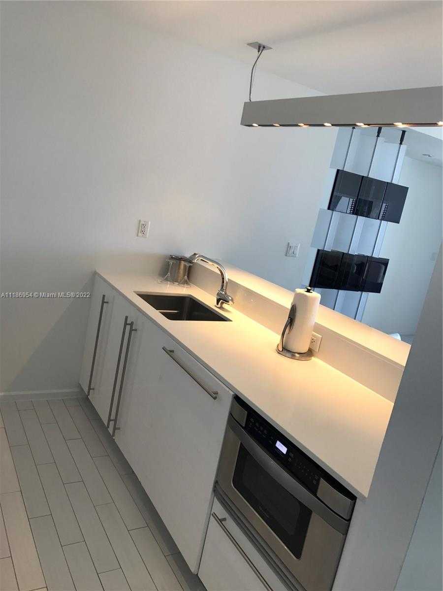 Small Image of 2201 COLLINS AVENUE #1022, Miami Beach Number 10