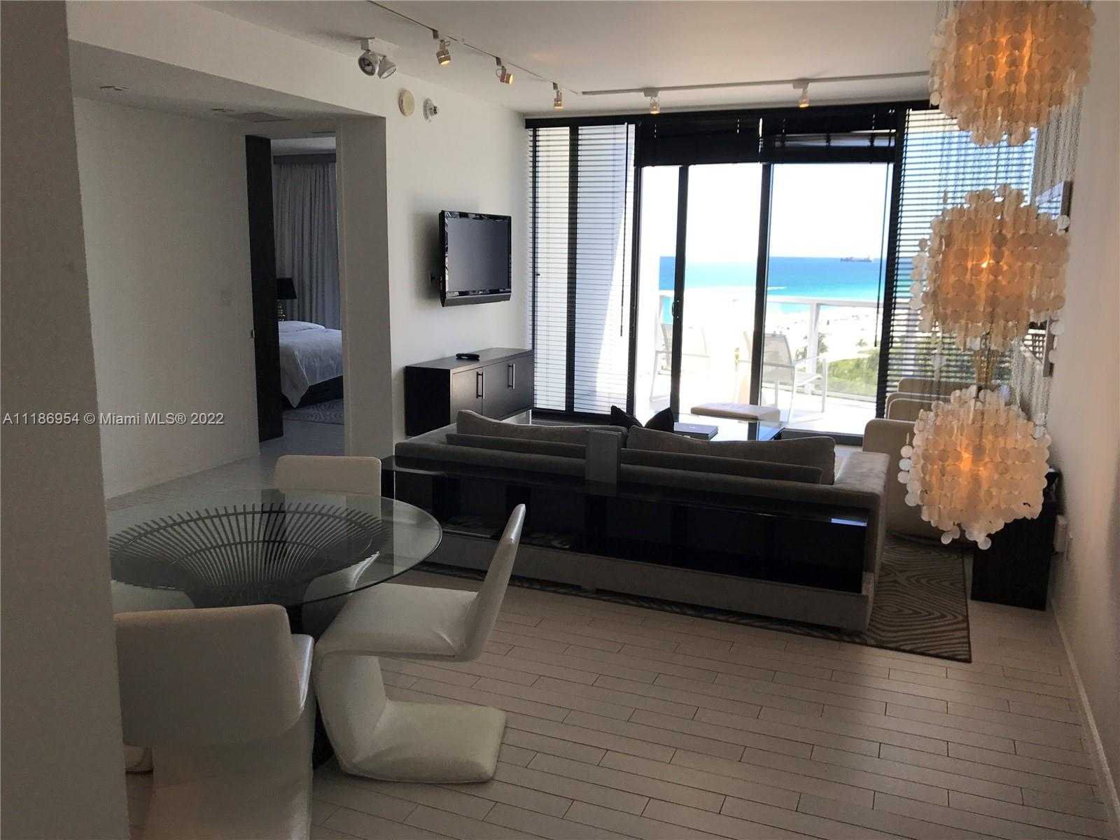 Small Image of 2201 COLLINS AVENUE #1022, Miami Beach Number 4