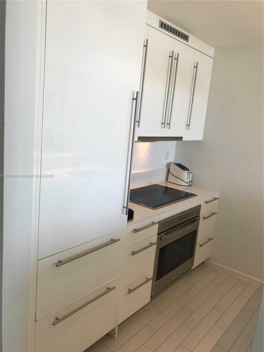 Small Image of 2201 COLLINS AVENUE #1022, Miami Beach Number 8