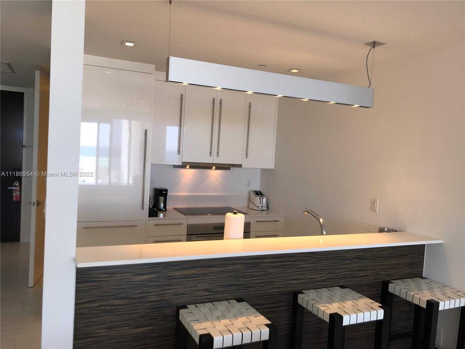 Small Image of 2201 COLLINS AVENUE #1022, Miami Beach Number 9