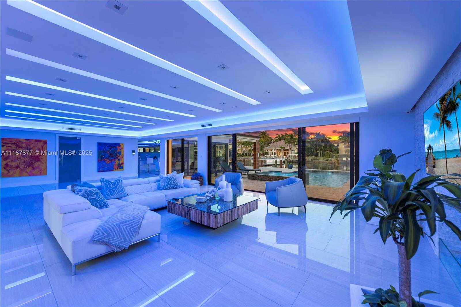 Small Image of 1025 DIPLOMAT PKWY, Hollywood Number 21