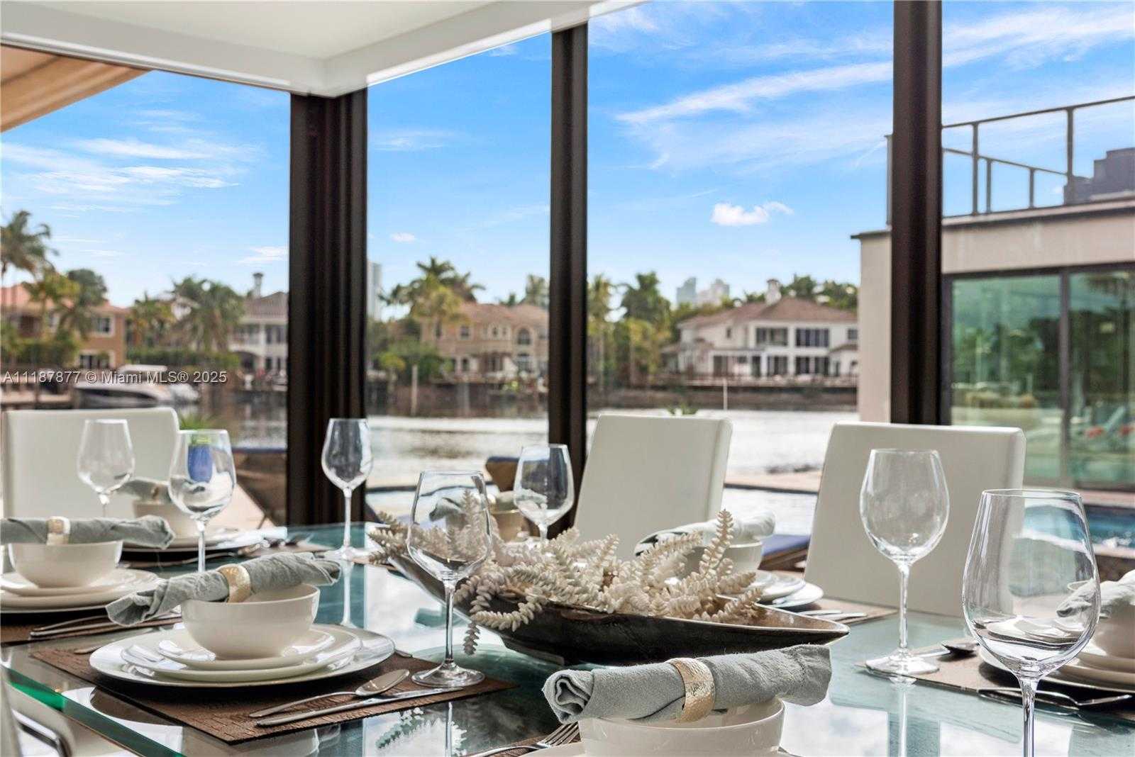 Small Image of 1025 DIPLOMAT PKWY, Hollywood Number 48
