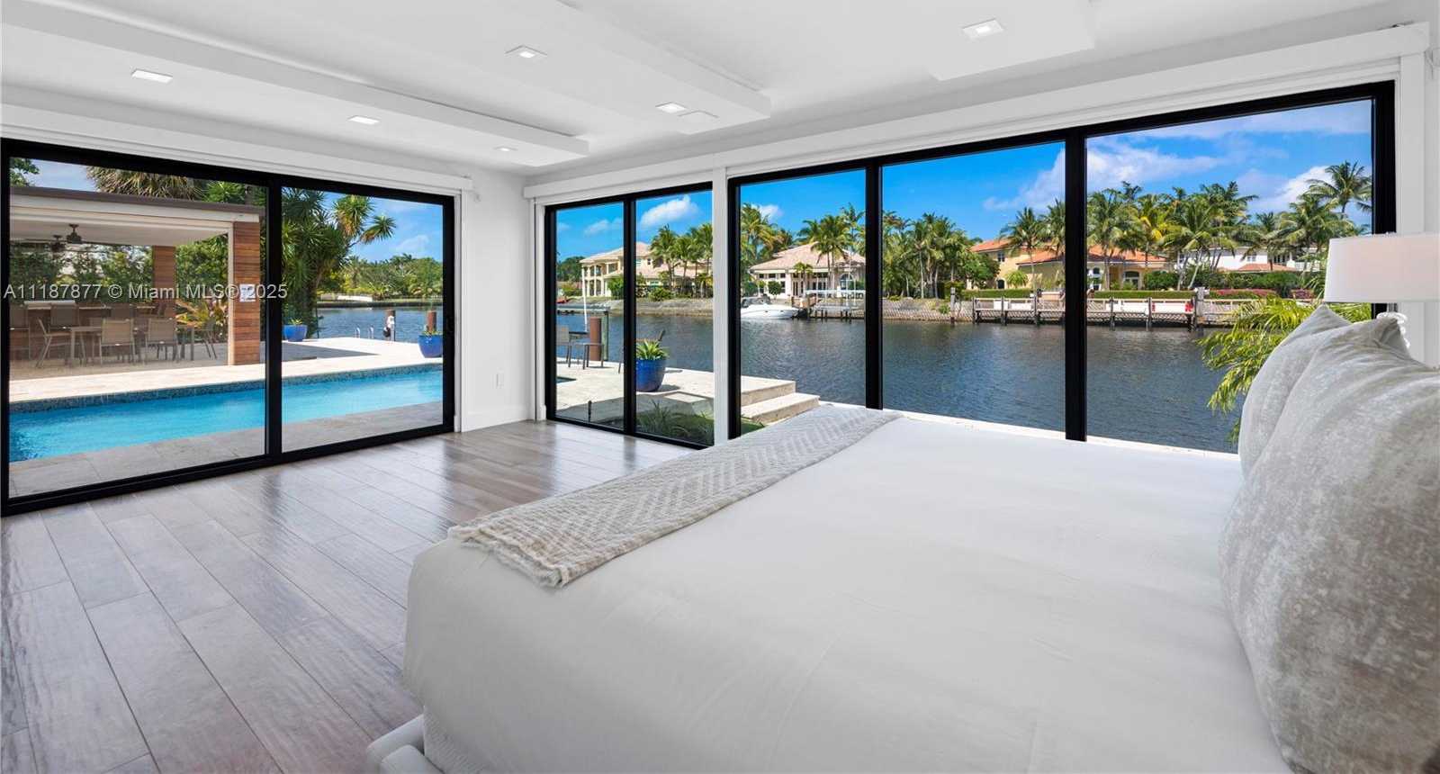 Small Image of 1025 DIPLOMAT PKWY, Hollywood Number 61