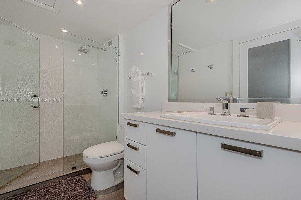 Small Image of 2301 COLLINS AVE #723, Miami Beach Number 16