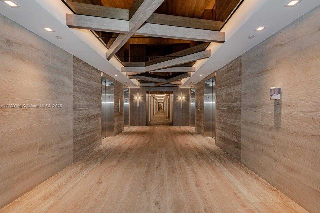 Small Image of 2301 COLLINS AVE #723, Miami Beach Number 19