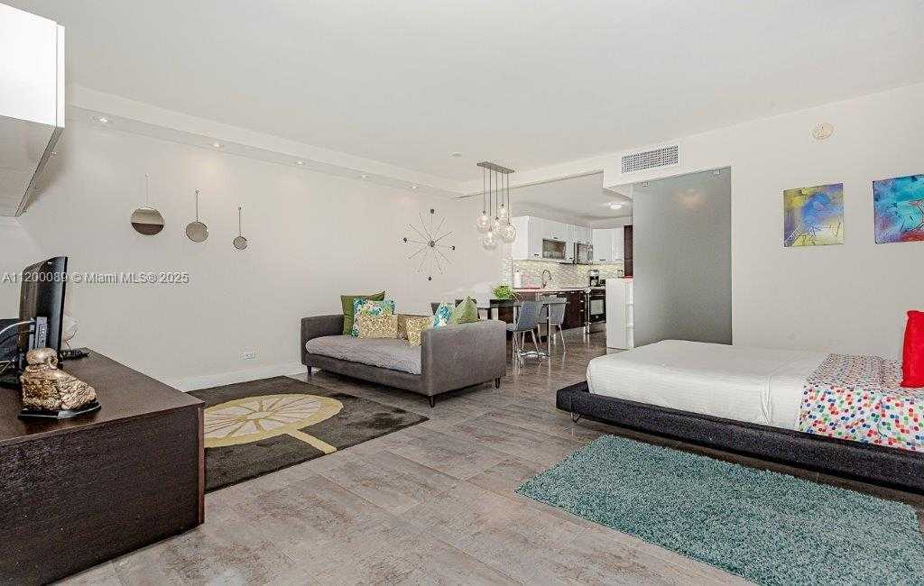 Small Image of 2301 COLLINS AVE #723, Miami Beach Number 6